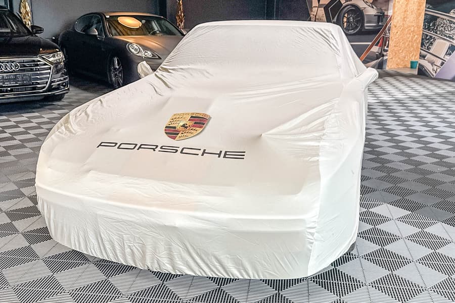 Fahrzeuggarage Porsche